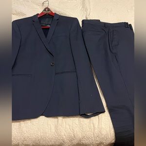 Zara Man dark royal blue one button suit with black tint. J-40R P-31. Slim fit.